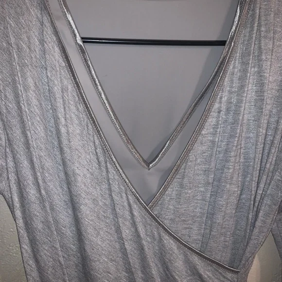 Ruby Ribbon Top - Picture 2 of 3